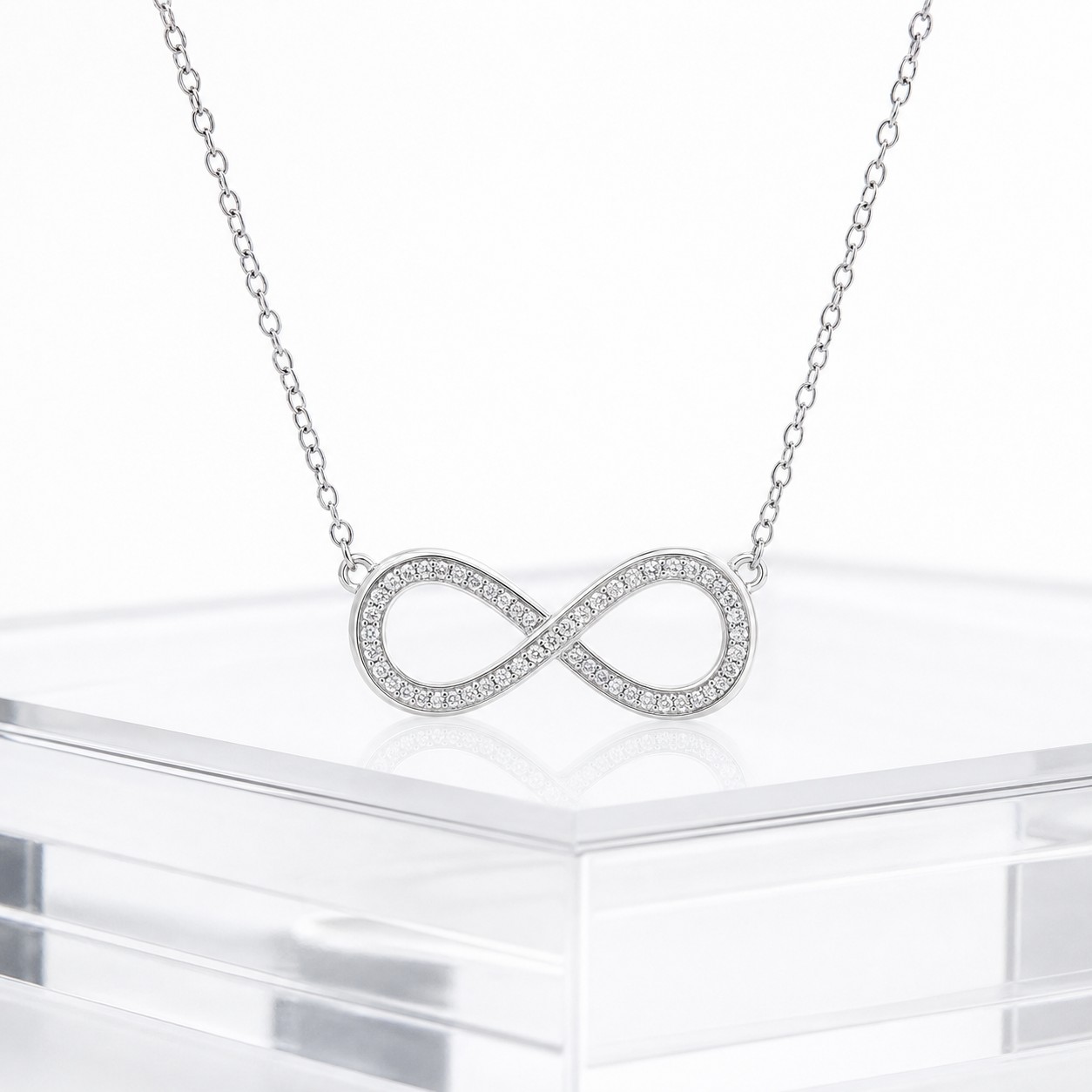 Dây chuyền vô cực CZ vàng trắng 14K