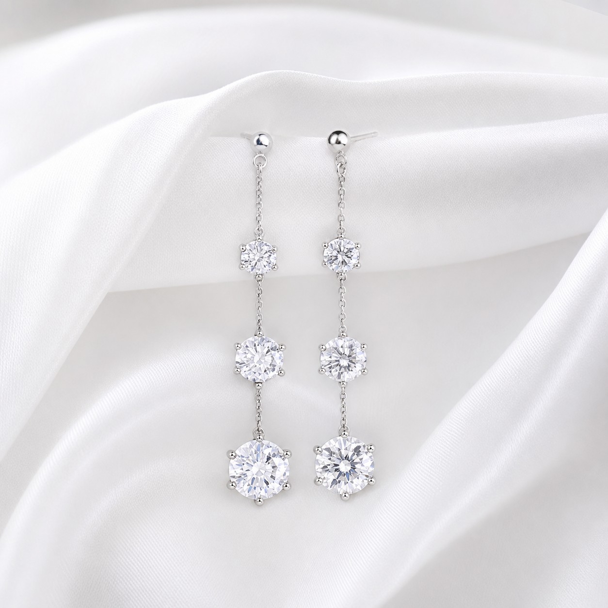 Bông tai thả ba viên CZ vàng trắng 14K